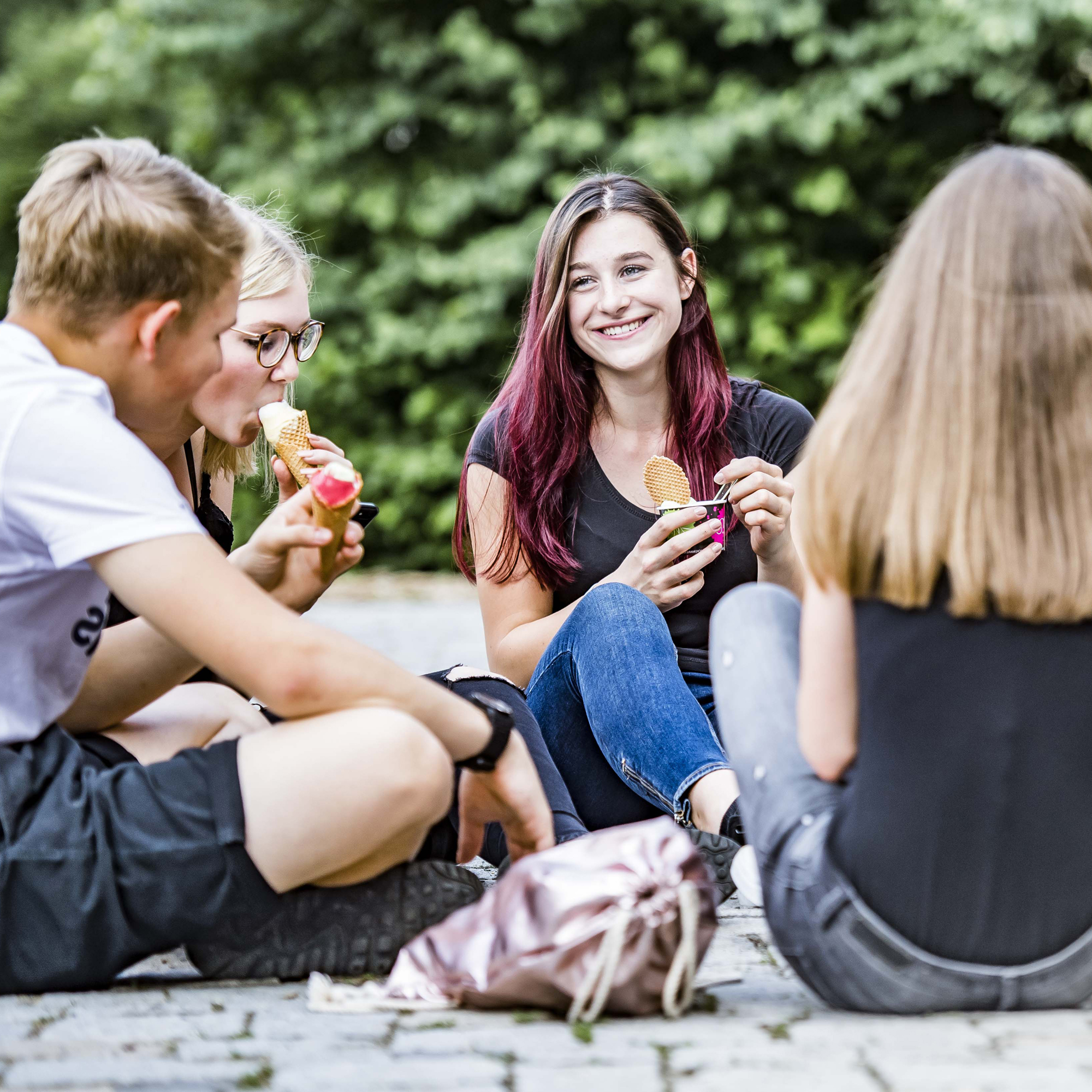 Leider haben wir keinen Alternativtext zu diesem Bild. Wir arbeiten daran und bitten um Ihr Verständnis.