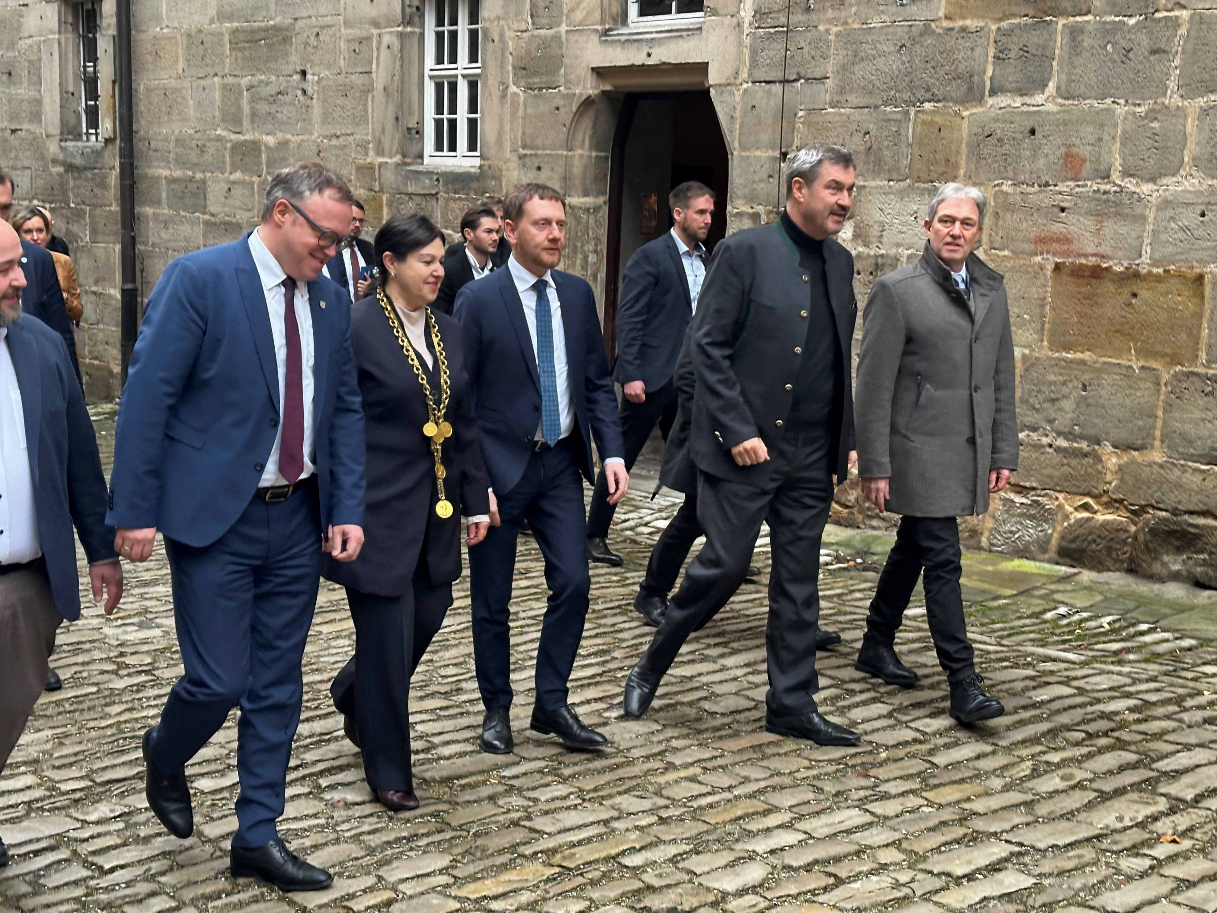 Ministerpräsidenten-Trio auf Festung Rosenberg 