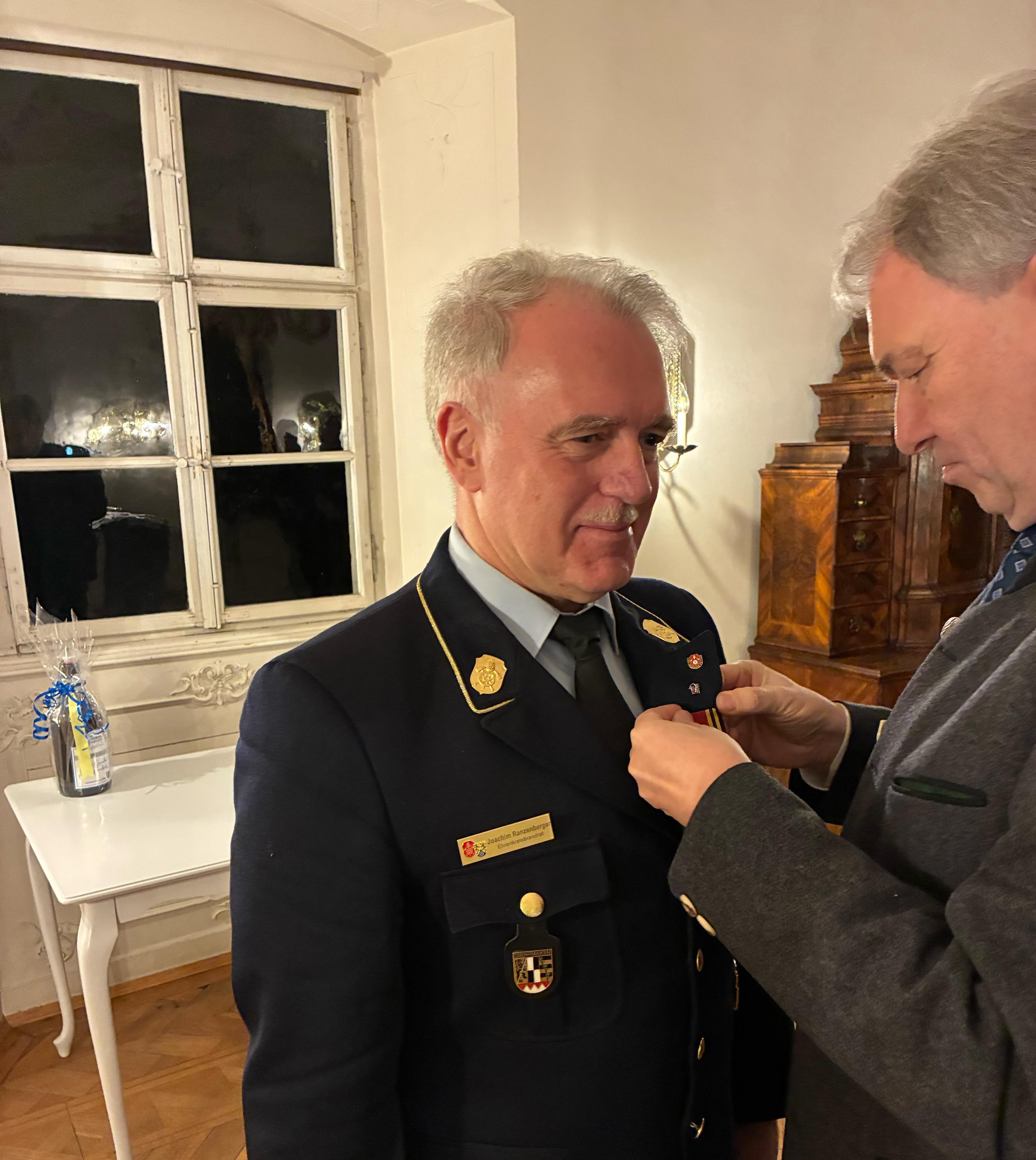 Bundesverdienstkreuz am Bande für Joachim Ranzenberger 