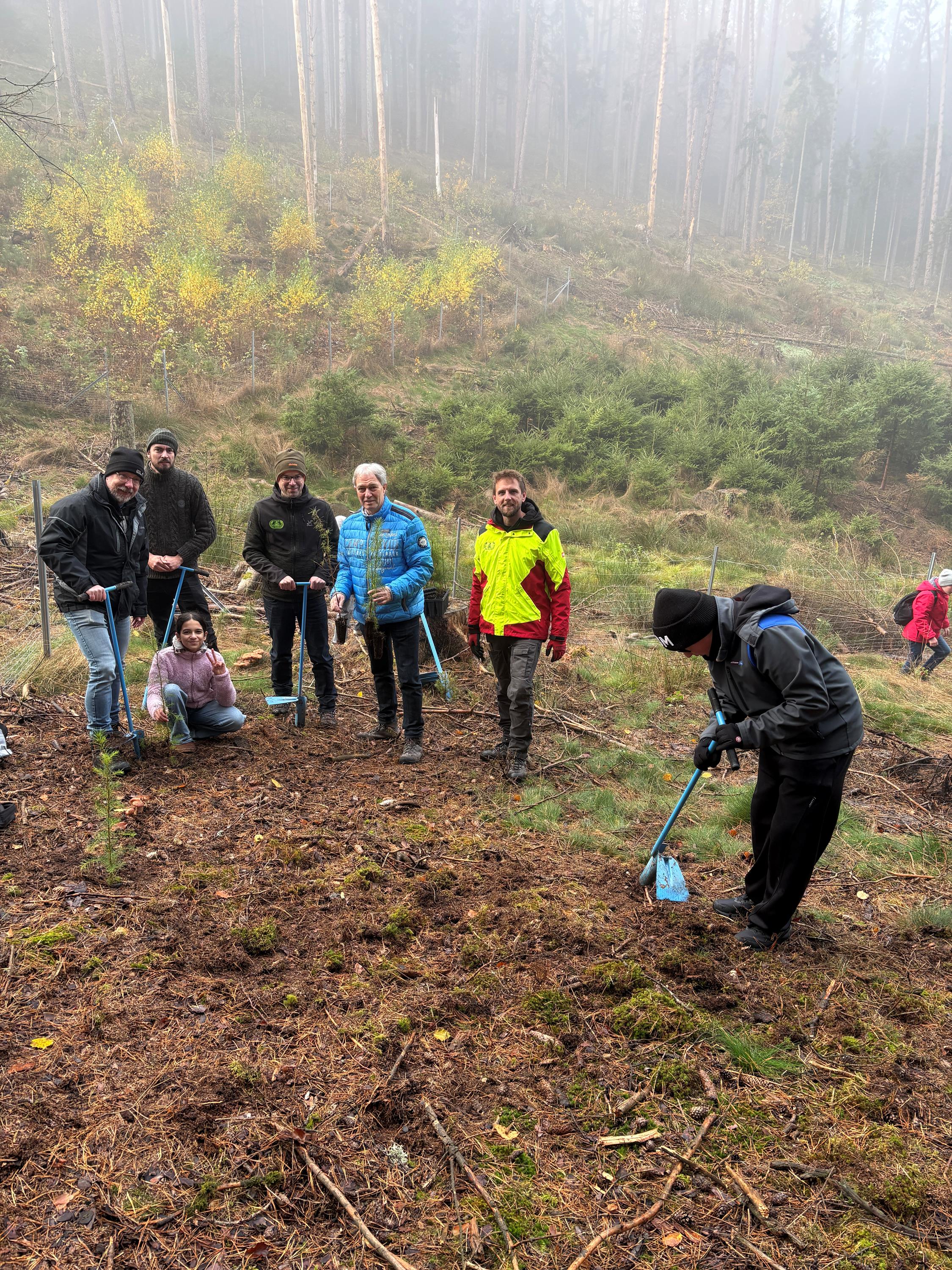 2026-10-29 PM Baumpflanzaktion Realschule 1